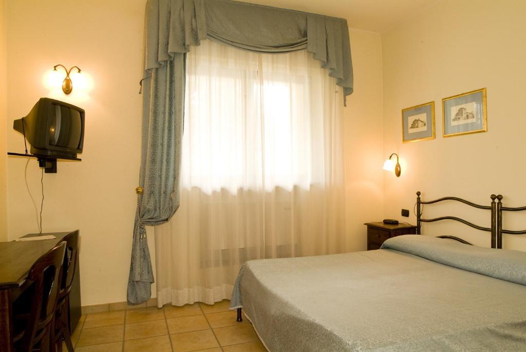 Dominus Hotel Sigillo Quarto foto